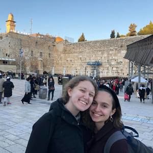 Meet your Posher, Ariella